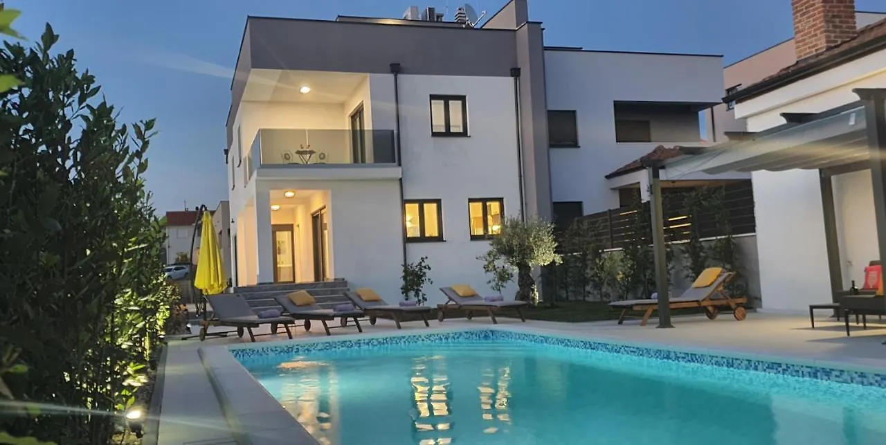 Villa Andrija Ζαντάρ