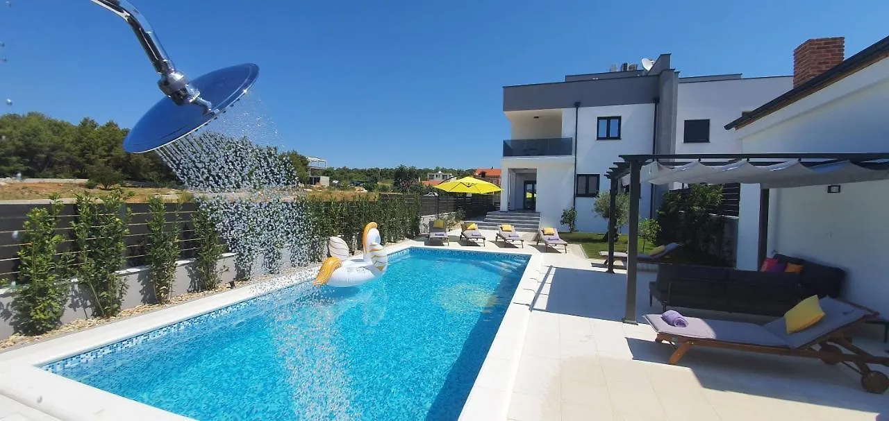 Villa Andrija Ζαντάρ
